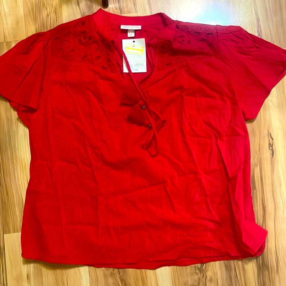 NWT  - KNOX ROSE red women Top size Medium with keyhole beaded accents tie